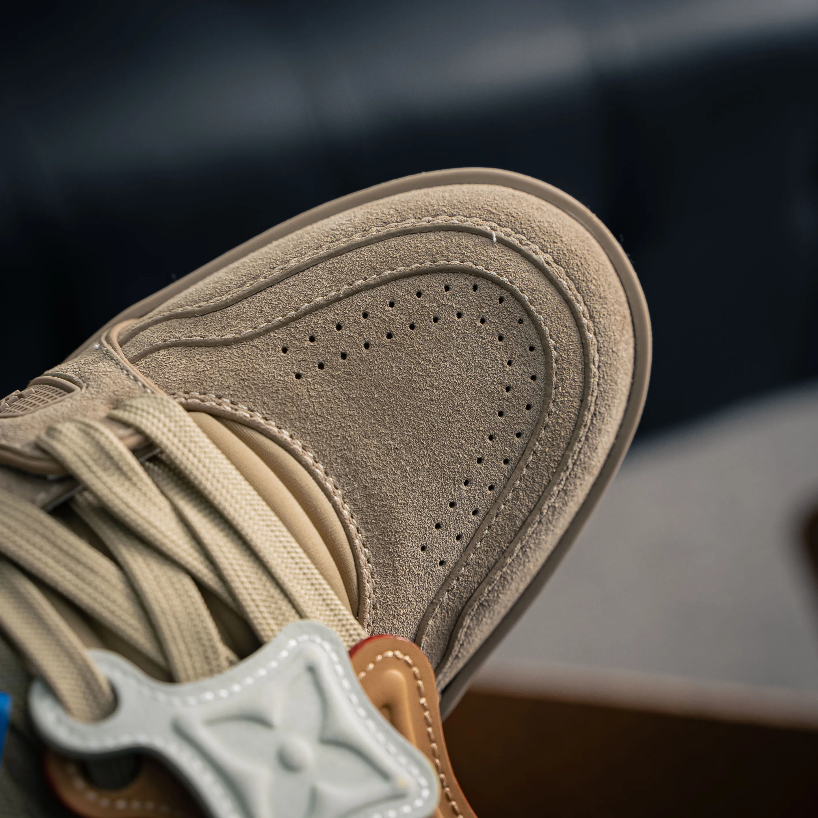 LV Trainer Series Sneakers New Arrival ZP Shoes NFC 1:1 、 、